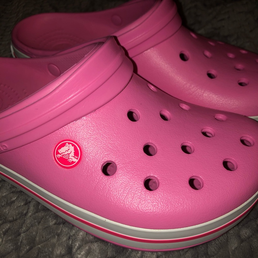 Pink Crocs w/ White Stripe